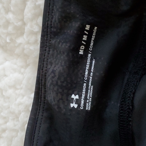 28. Under Armour Compression Mid Rise Legging Black - Picture 9 of 17